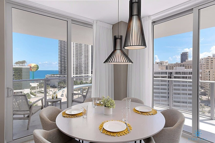 Building Photo - 4010 S Ocean Dr