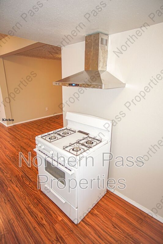 Building Photo - 3512 Idalia Ave