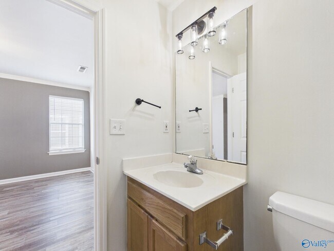 Building Photo - 263 Waters Edge Ln