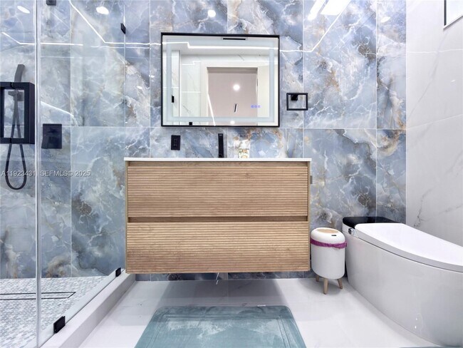 Building Photo - 10098 NW 74th Terrace