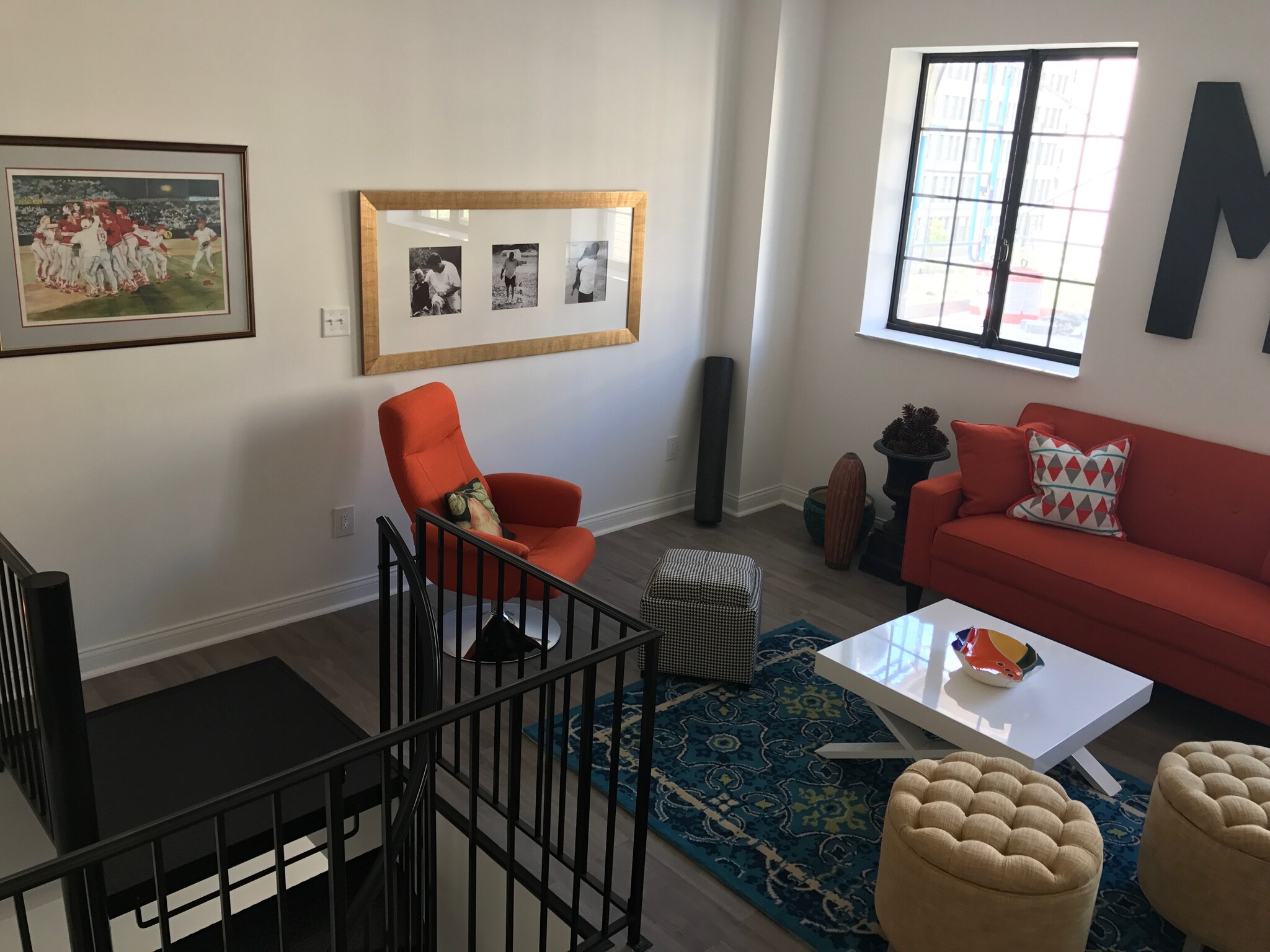 upper level living area - 1019 Main St