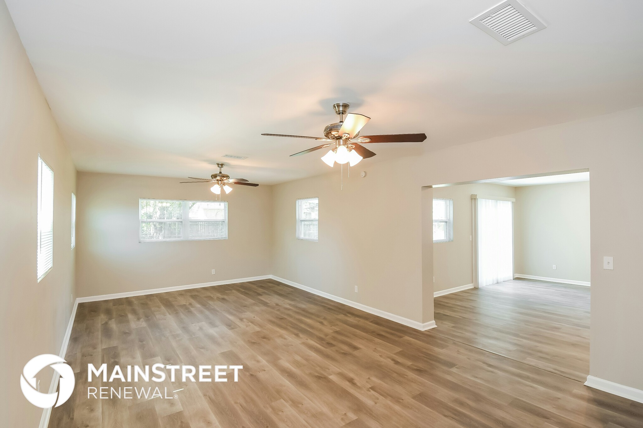 Building Photo - 10560 Citrus Ln