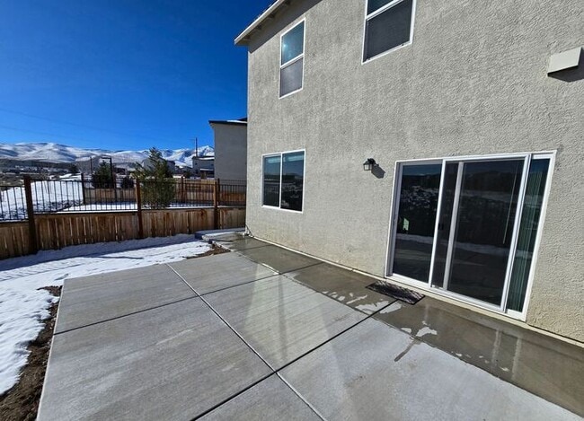 Building Photo - Modern 3-Bedroom Townhome with 2-Car Garage, Bright Interiors & Private Patio