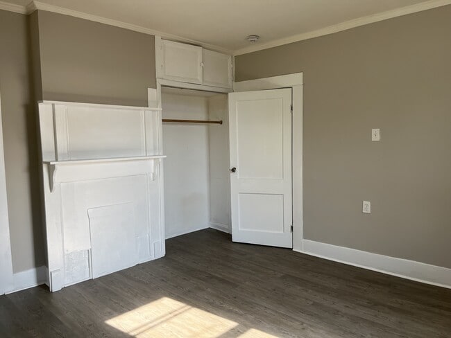 Building Photo - 2807 34th St N