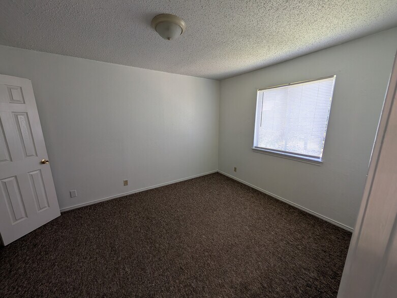 Building Photo - 1019 Burkett St