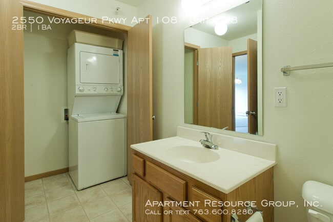 Building Photo - 2550 Voyageur Pkwy