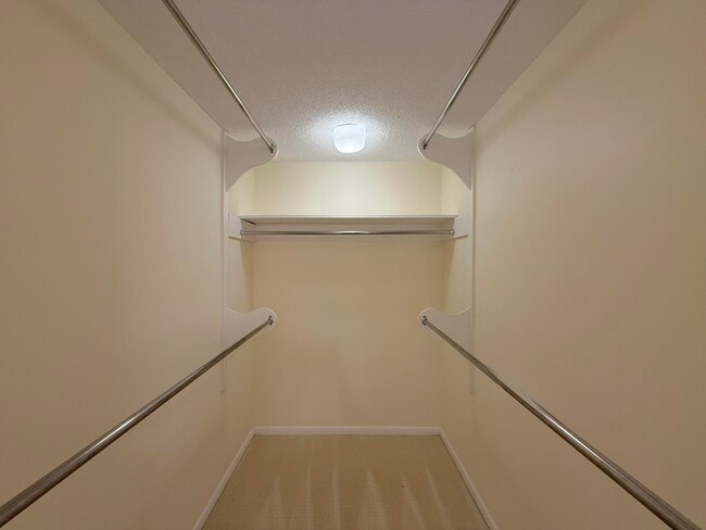 Building Photo - 2000 Presidential Way