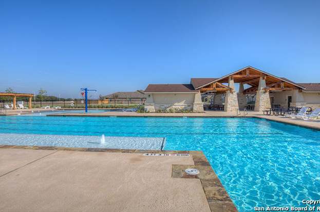 Building Photo - 307 Limestone Creek