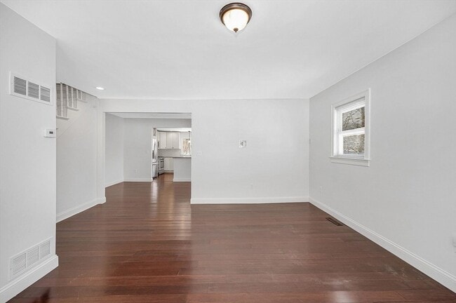 Building Photo - 12 Broadway St