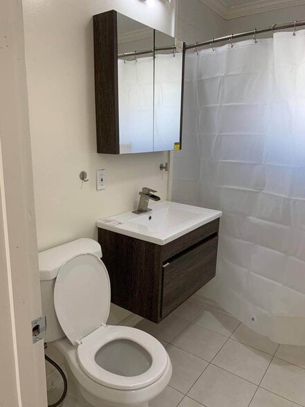 Building Photo - 938 Princess Anne Dr