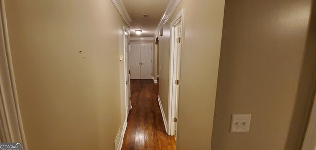 Building Photo - 340 Twin Point Way
