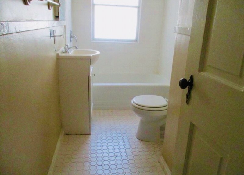 Building Photo - 79 N Layman Ave