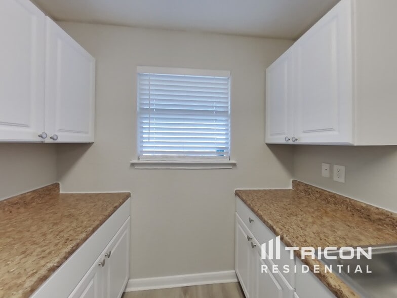 Building Photo - 7214 Tranquil Ln