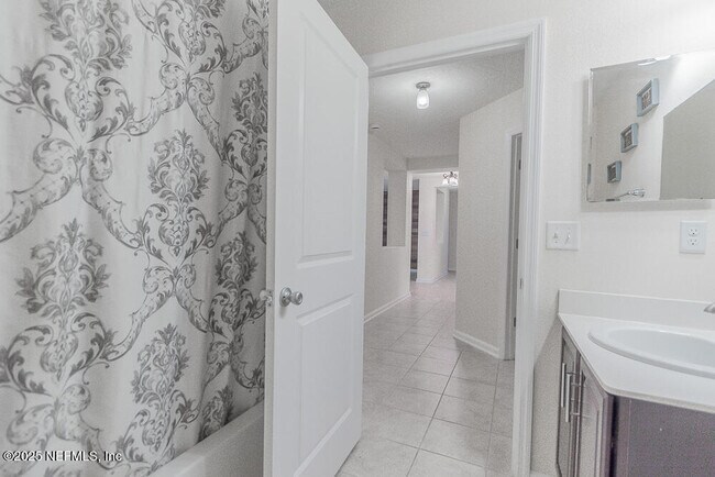 Building Photo - 2143 Chandlers Walk Ln