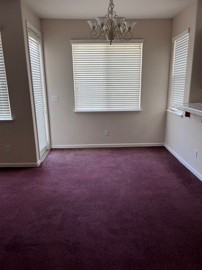Building Photo - Large Home in Parklands at Laurel
