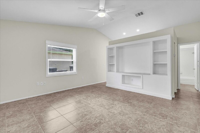 Building Photo - 3808 25th St W