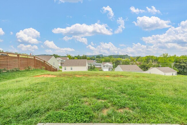 Building Photo - 116 Kaley Ln