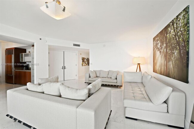 Building Photo - 17201 Collins Ave