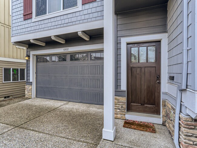 Building Photo - 6102 NW 170th Ave