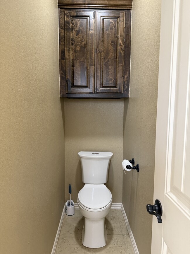 Building Photo - 414 Hidden Path