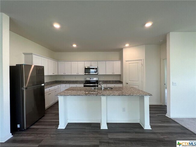 Building Photo - 4918 Jovian