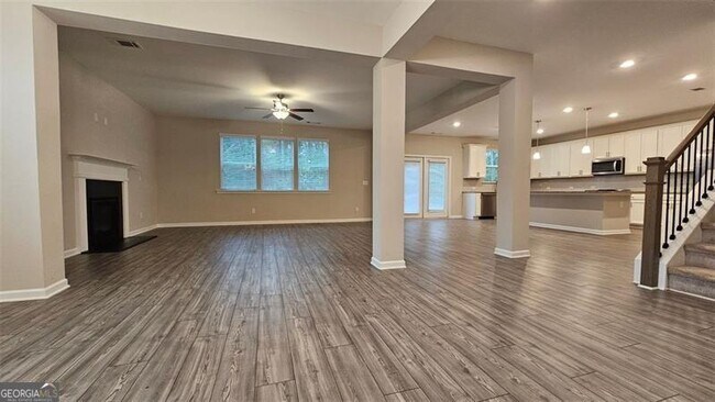 Building Photo - 4457 Waxwing St