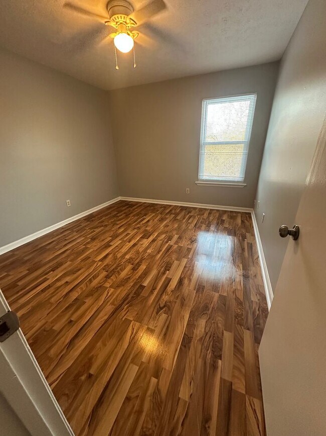 Building Photo - Paxson Ct