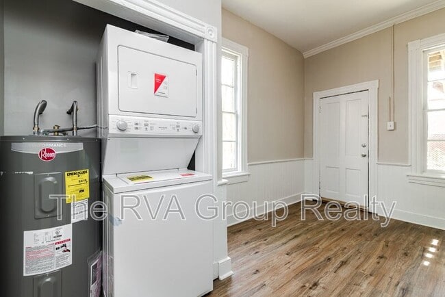 Building Photo - 609 N 27th St