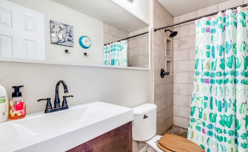 Building Photo - 1430 E Meadowbrook Ave