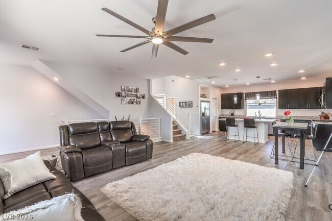 Building Photo - 8086 Misty Canyon Ave