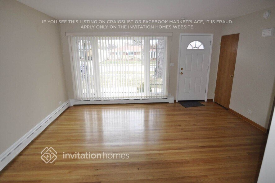 Building Photo - 129 E Central Ave