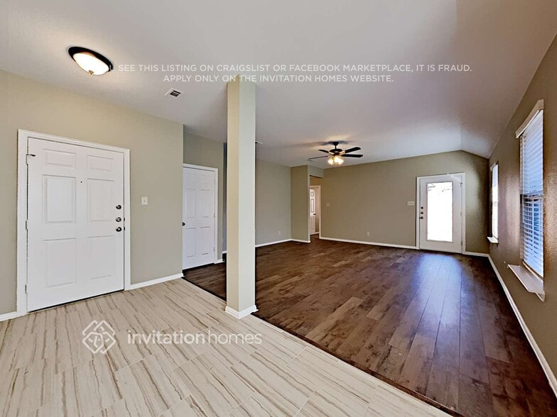 Building Photo - 2308 Arrowhead Dr