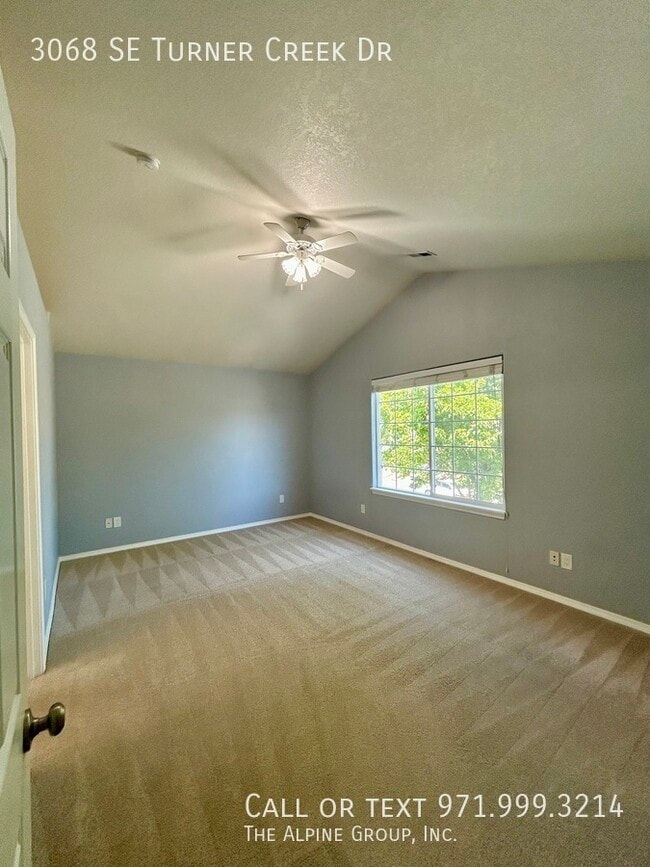 Building Photo - 3068 SE Turner Creek Dr