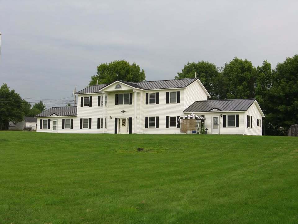 Building Photo - 686 Townhouse Rd