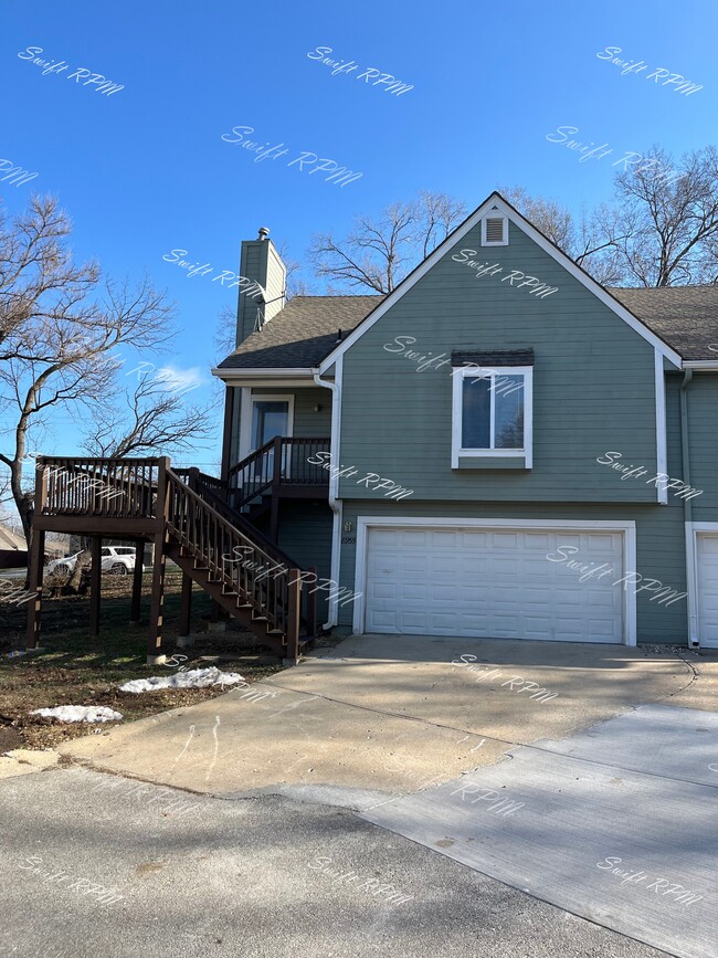 Building Photo - 8955 Hauser