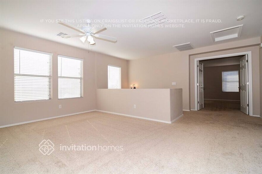 Building Photo - 18553 W Mariposa Dr