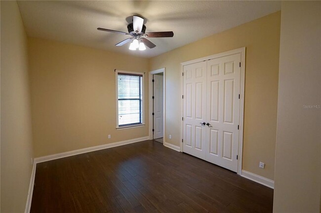 Building Photo - 1720 Brackenhurst Pl