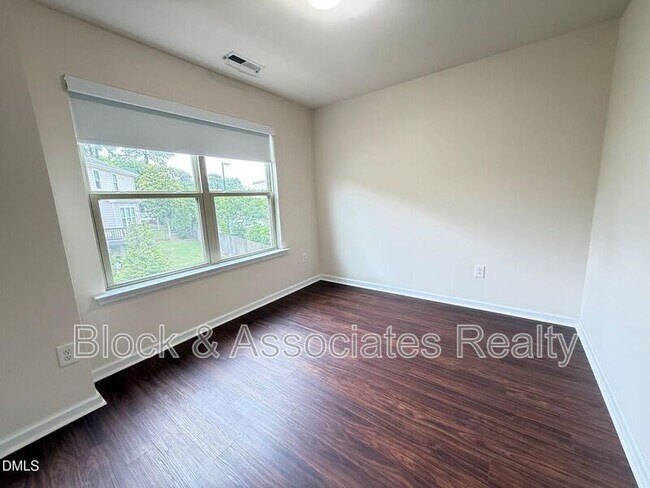 Building Photo - 1017 Magnolia Blossom Ln