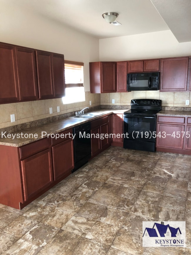 Building Photo - Stay Cool with Central Air! Two-Story Home with 3 Bedrooms/2 Bath/2 Car Garage $1,900/$1,900