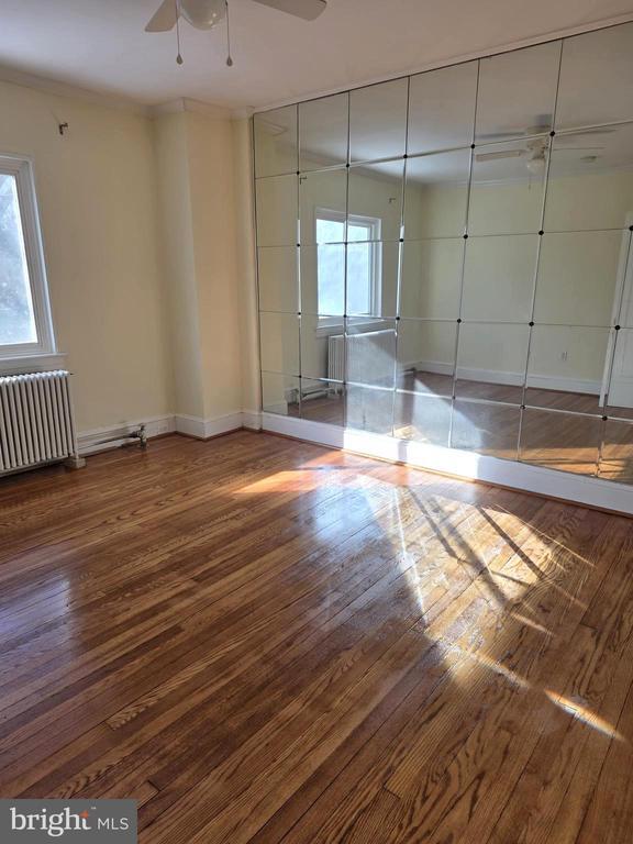 Building Photo - 1513 Van Buren St NW