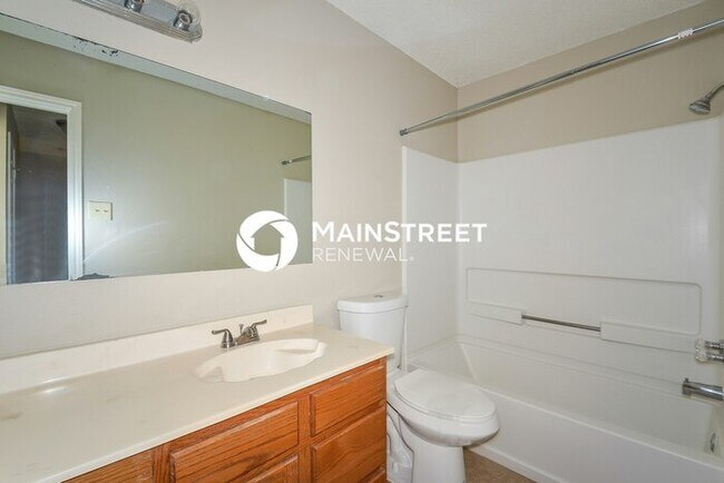 Building Photo - 3 Bedroom Pet-Friendly Home in San Antonio, TX with Main Street Renewal