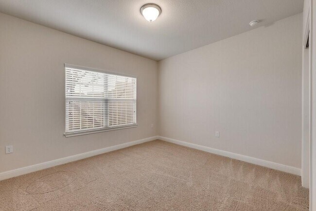 Building Photo - 10825 Ballard Path