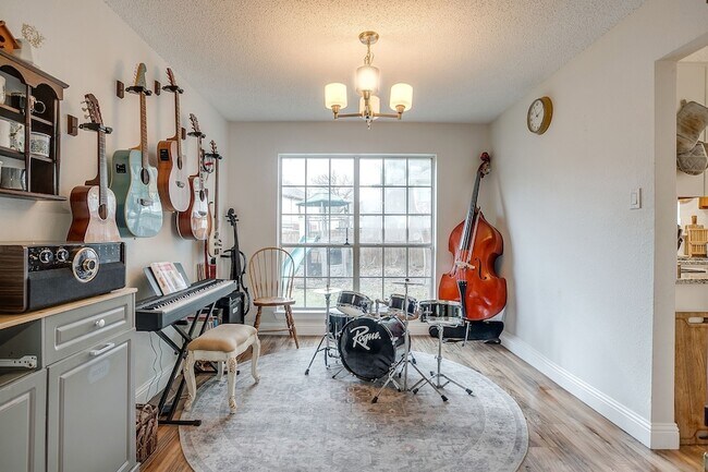 Building Photo - 5221 Grand Mesa Dr