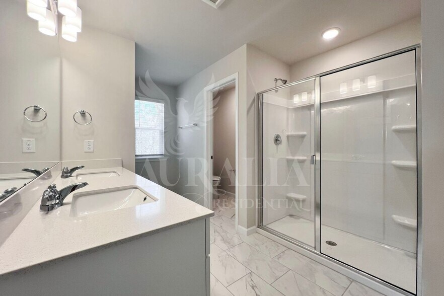 Building Photo - 183 Anise Ln