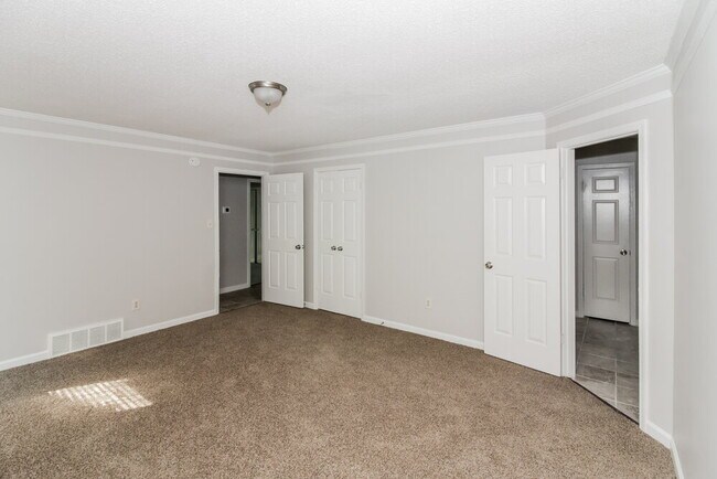 Building Photo - 7452 Keynon Cove