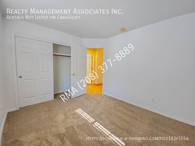 Building Photo - Beautiful and Spacious 2 Bedroom, 2 Bathro...