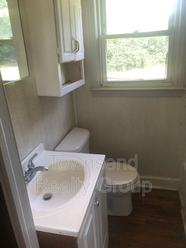 Building Photo - 2209 Culp Cir