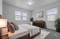 Building Photo - 66 Midland Heights Cir