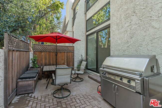 Building Photo - 6225 Shoup Ave
