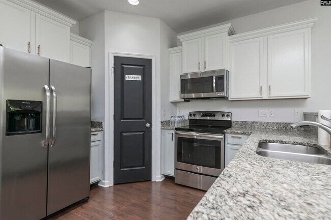 Building Photo - 834 Parnell Ct